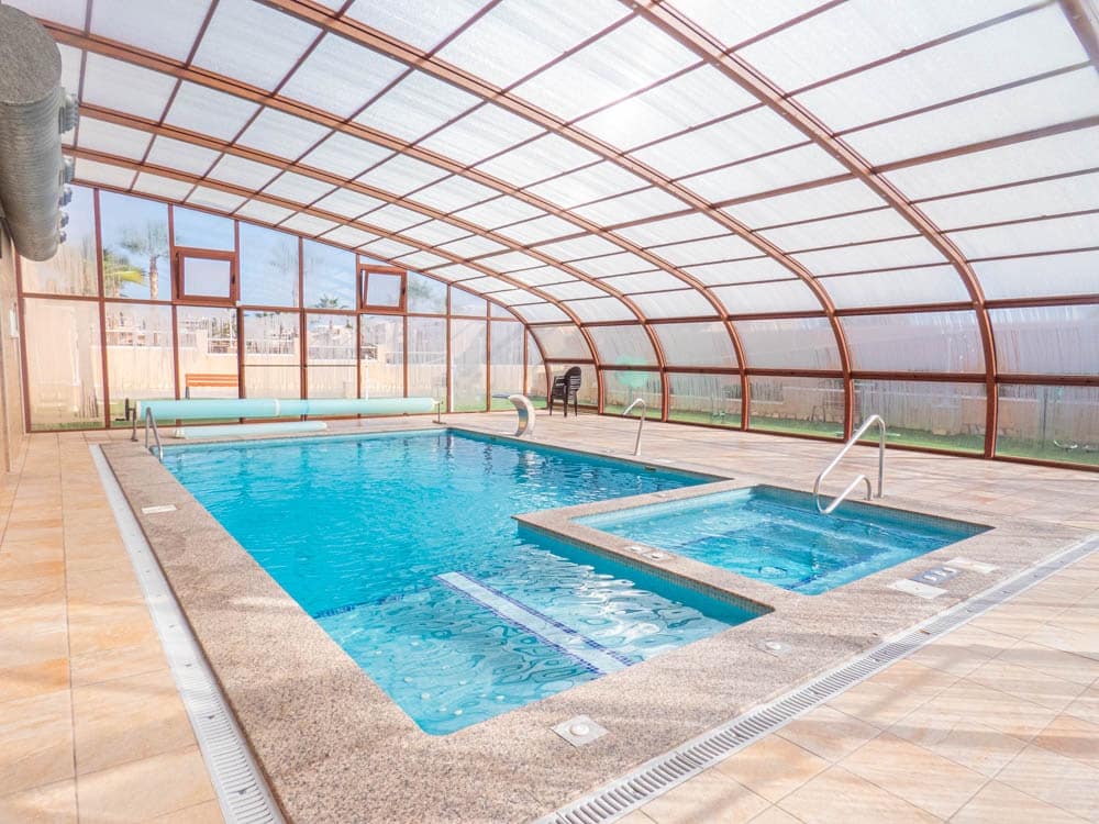 2 bedroom Apartment for sale in Punta Prima with pool garage - € 315,000 (Ref: 8681557)