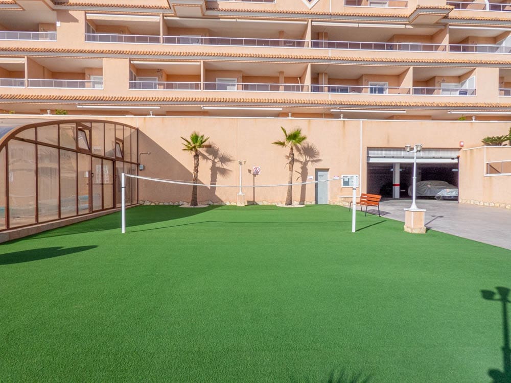 2 bedroom Apartment for sale in Punta Prima with pool garage - € 315,000 (Ref: 8681557)