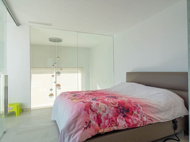 3 quarto Moradia para venda em Algorfa com piscina garagem - 450 000 € (Ref: 8790197)