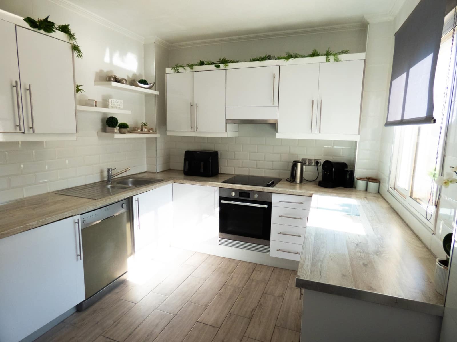 4 slaapkamer Villa te koop in Playa Flamenca met zwembad garage - € 399.000 (Ref: 8811027)