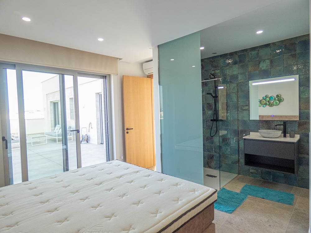 4 soveværelse Villa til salg i Benijofar med swimmingpool garage - € 1.495.000 (Ref: 8846049)