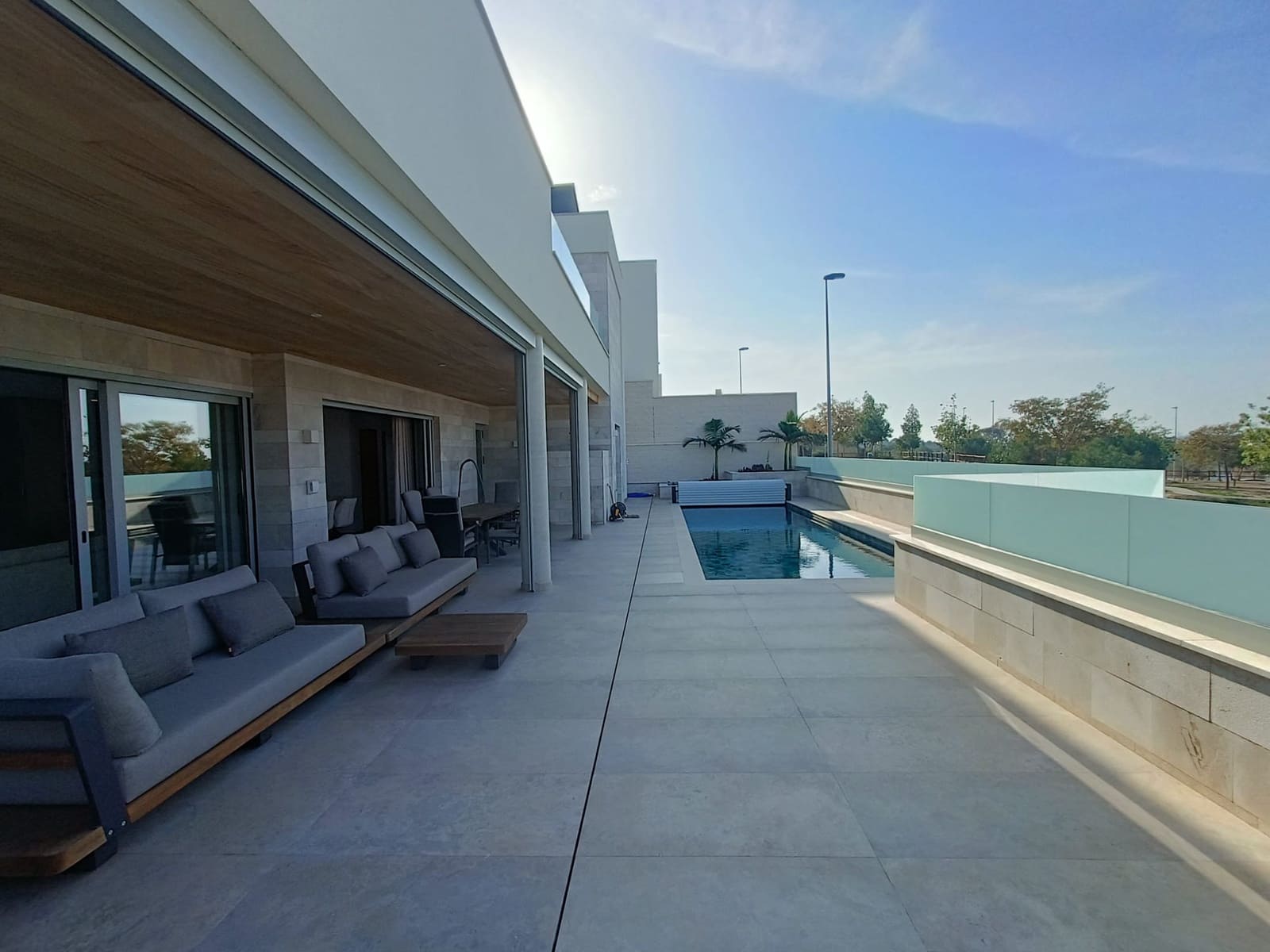 4 soveværelse Villa til salg i Benijofar med swimmingpool garage - € 1.495.000 (Ref: 8846049)