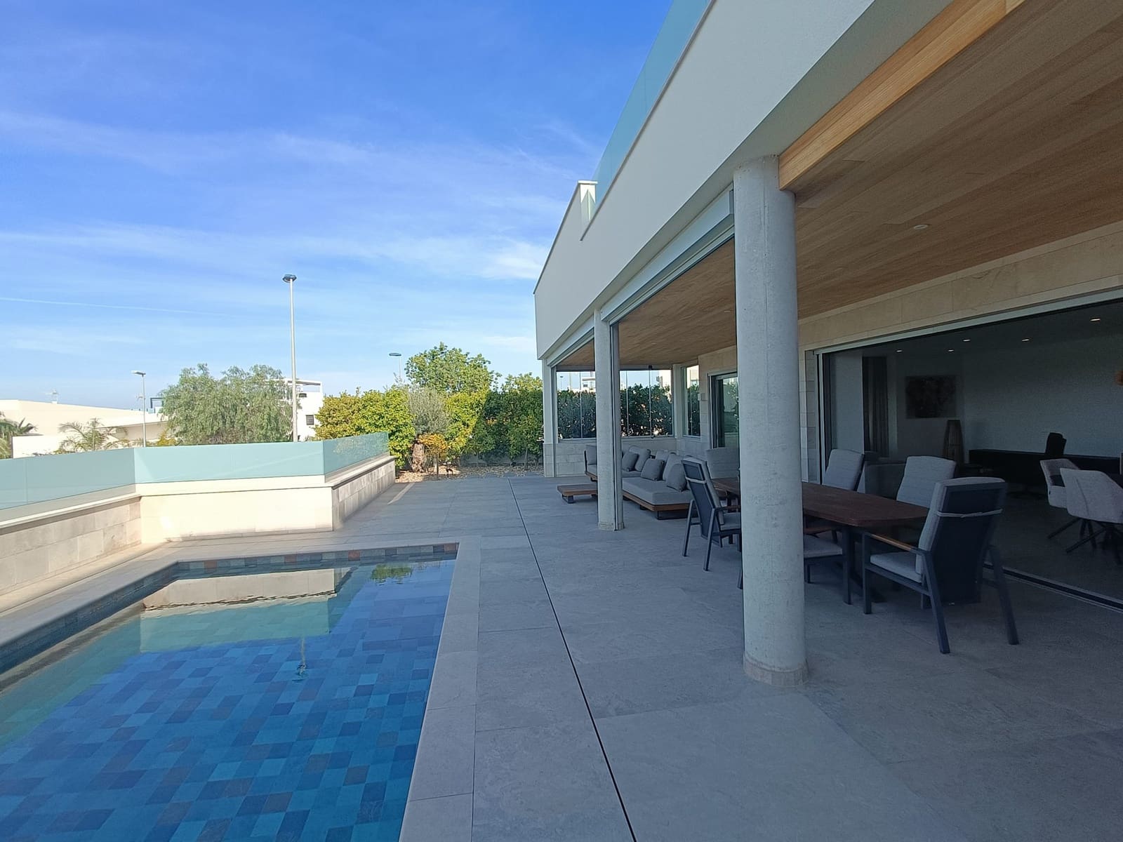 4 soveværelse Villa til salg i Benijofar med swimmingpool garage - € 1.495.000 (Ref: 8846049)