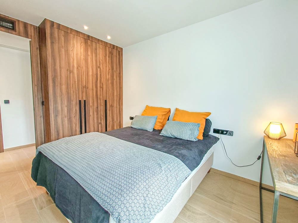 3 bedroom Apartment for sale in Algorfa with pool garage - € 399,995 (Ref: 8868366)