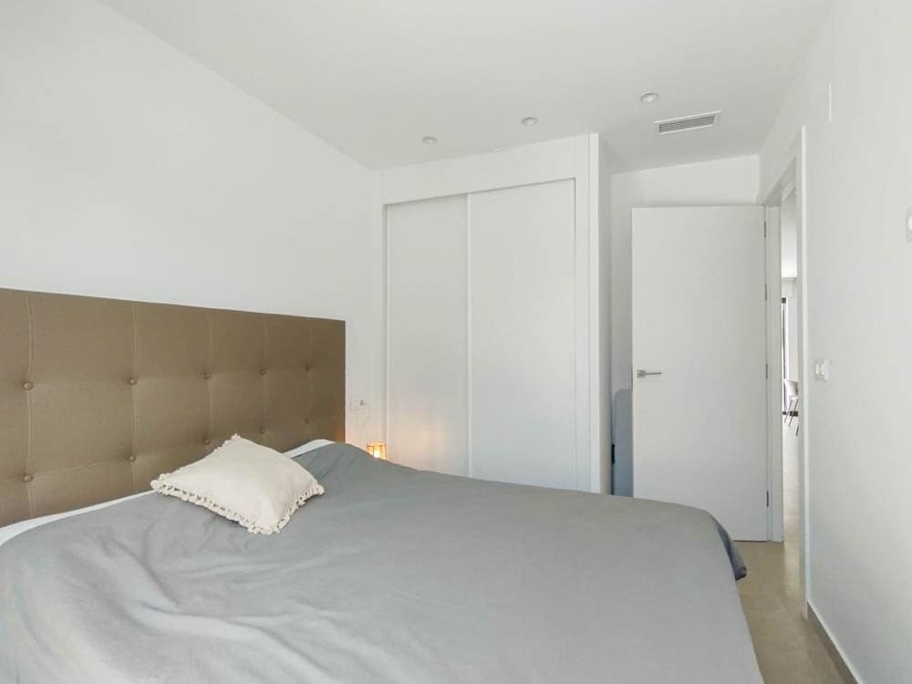 4 soveværelse Villa til salg i Algorfa med swimmingpool garage - € 399.000 (Ref: 8927968)