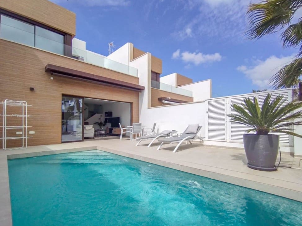 4 soveværelse Villa til salg i Algorfa med swimmingpool garage - € 399.000 (Ref: 8927968)