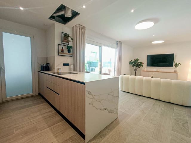 3 bedroom Apartment for sale in Algorfa with pool garage - € 369,950 (Ref: 8938238)