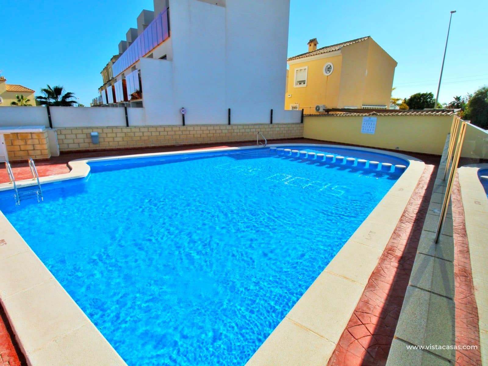 3 soverom Villa til salgs i Orihuela Costa med svømmebasseng garasje - € 269 950 (Ref: 9046321)