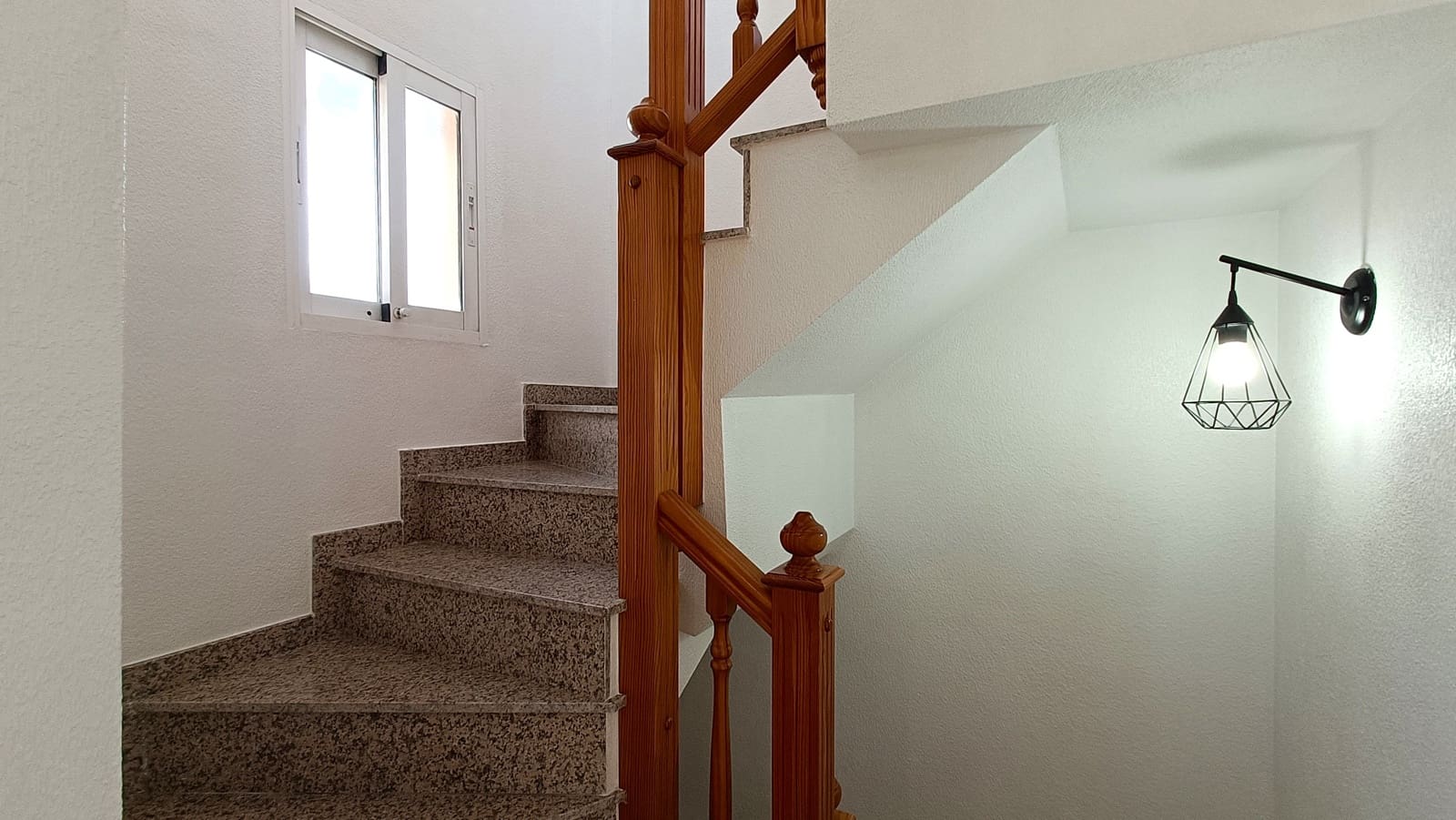 3 soverom Villa til salgs i Orihuela Costa med svømmebasseng garasje - € 269 950 (Ref: 9046321)