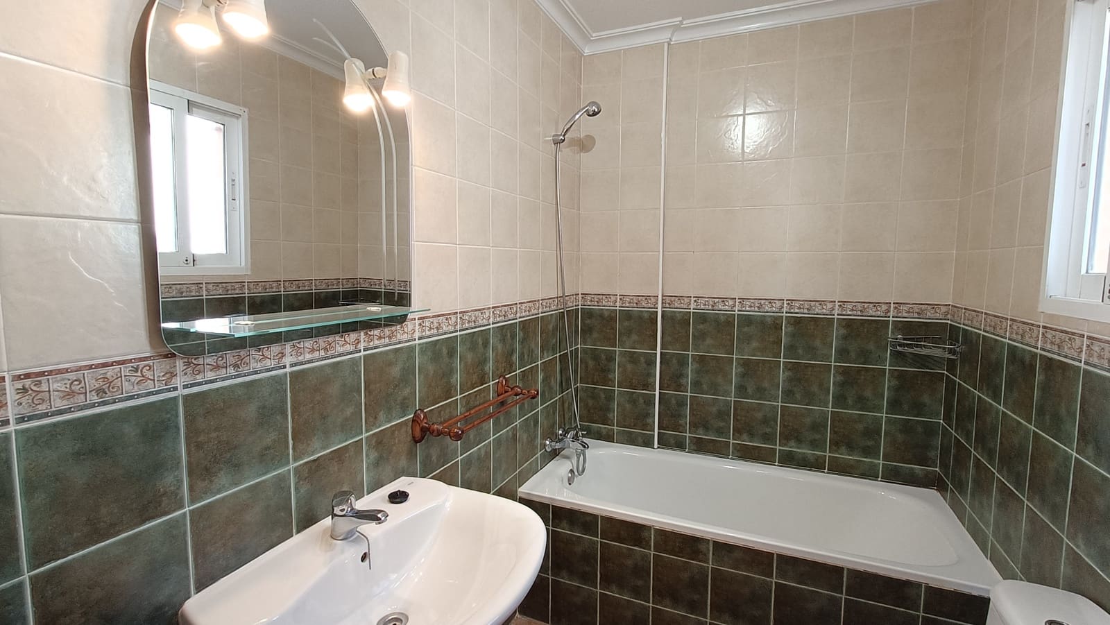 3 soverom Villa til salgs i Orihuela Costa med svømmebasseng garasje - € 269 950 (Ref: 9046321)