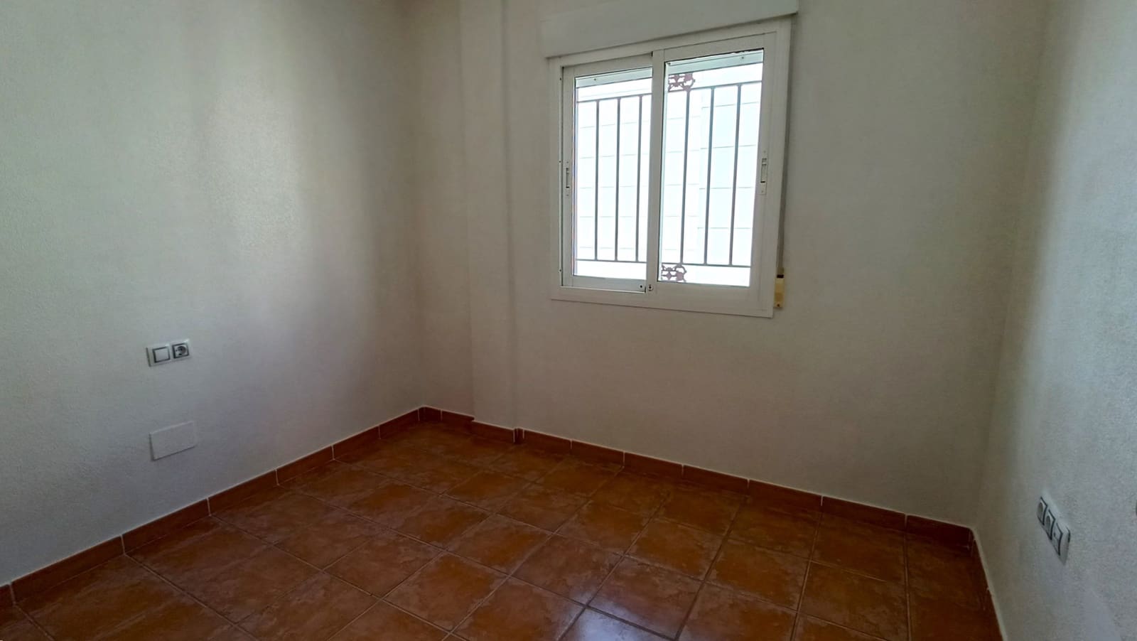 3 soveværelse Villa til salg i Orihuela Costa med swimmingpool garage - € 269.900 (Ref: 9046321)