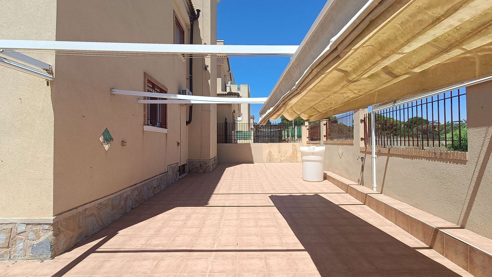 3 bedroom Villa for sale in Orihuela Costa with pool garage - € 269,900 (Ref: 9046321)