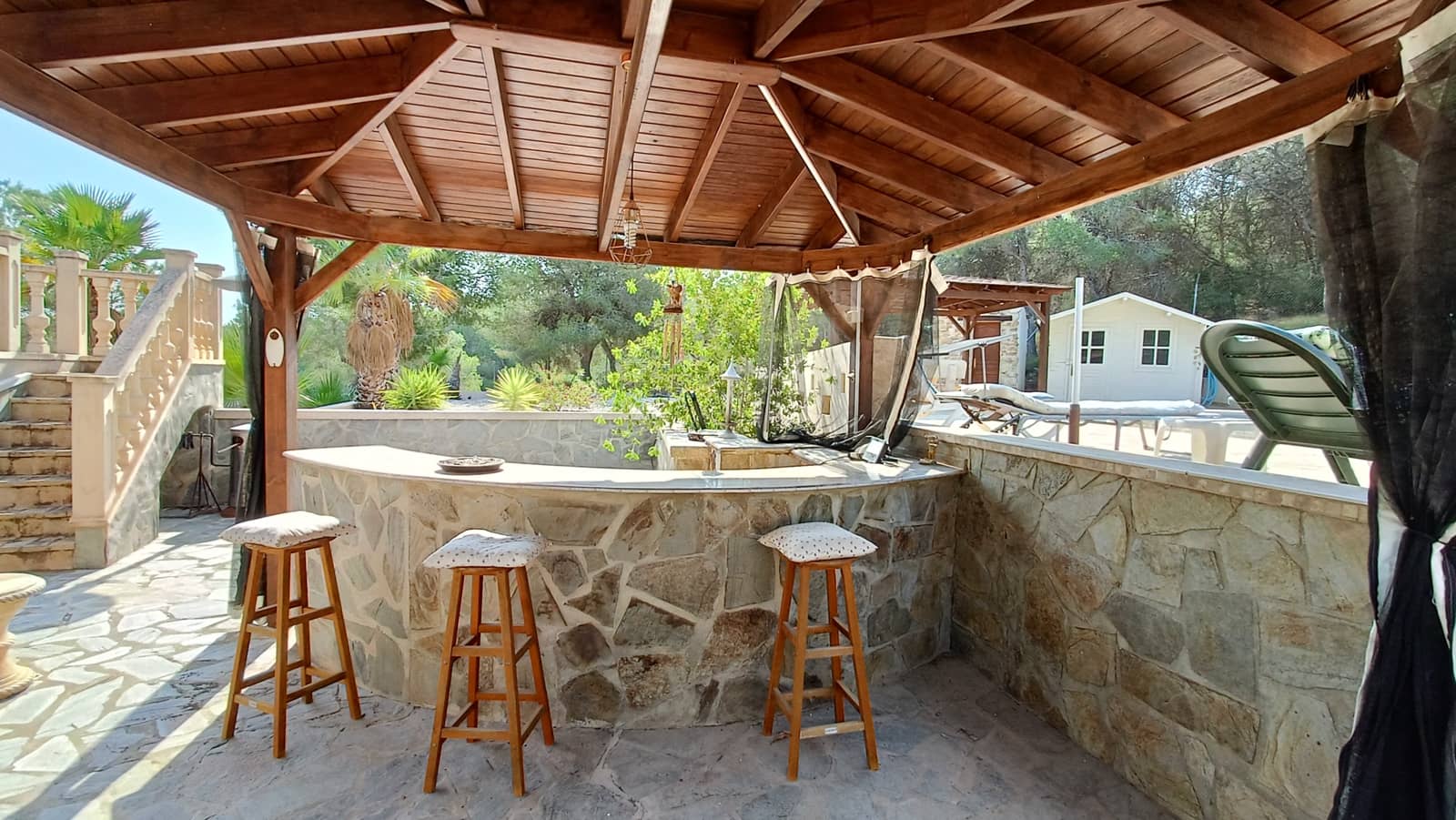 4 bedroom Villa for sale in Torremendo with pool garage - € 575,000 (Ref: 9181543)