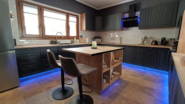 Chalet de 4 habitaciones en Torremendo, Orihuela en venta con piscina garaje - 575.000 € (Ref: 9181543)