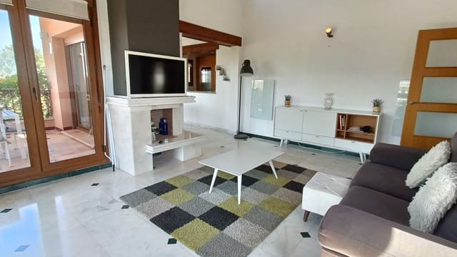 Chalet de 3 habitaciones en Algorfa en venta con piscina garaje - 449.950 € (Ref: 9208853)