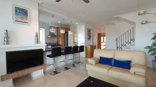 Chalet de 3 habitaciones en Algorfa en venta con piscina garaje - 350.000 € (Ref: 9216740)