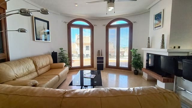 Chalet de 3 habitaciones en Algorfa en venta con piscina garaje - 350.000 € (Ref: 9216740)