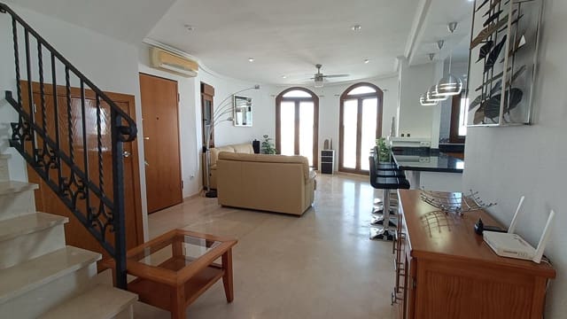 3 quarto Moradia para venda em Algorfa com piscina garagem - 349 950 € (Ref: 9216740)
