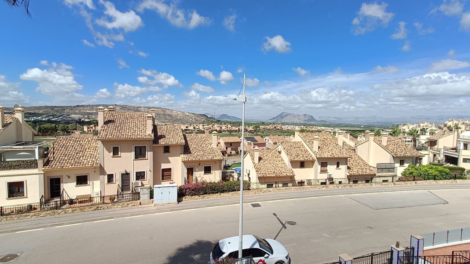 3 bedroom Villa for sale in Algorfa with pool garage - € 345,950 (Ref: 9216740)