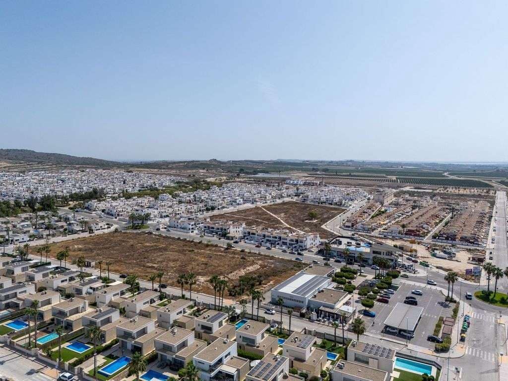 4 bedroom Villa for sale in Vistabella with pool garage - € 549,900 (Ref: 9329545)