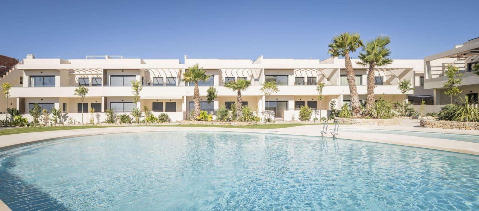2 bedroom Apartment for sale in Torrevieja with pool garage - € 360,000 (Ref: 9331893)