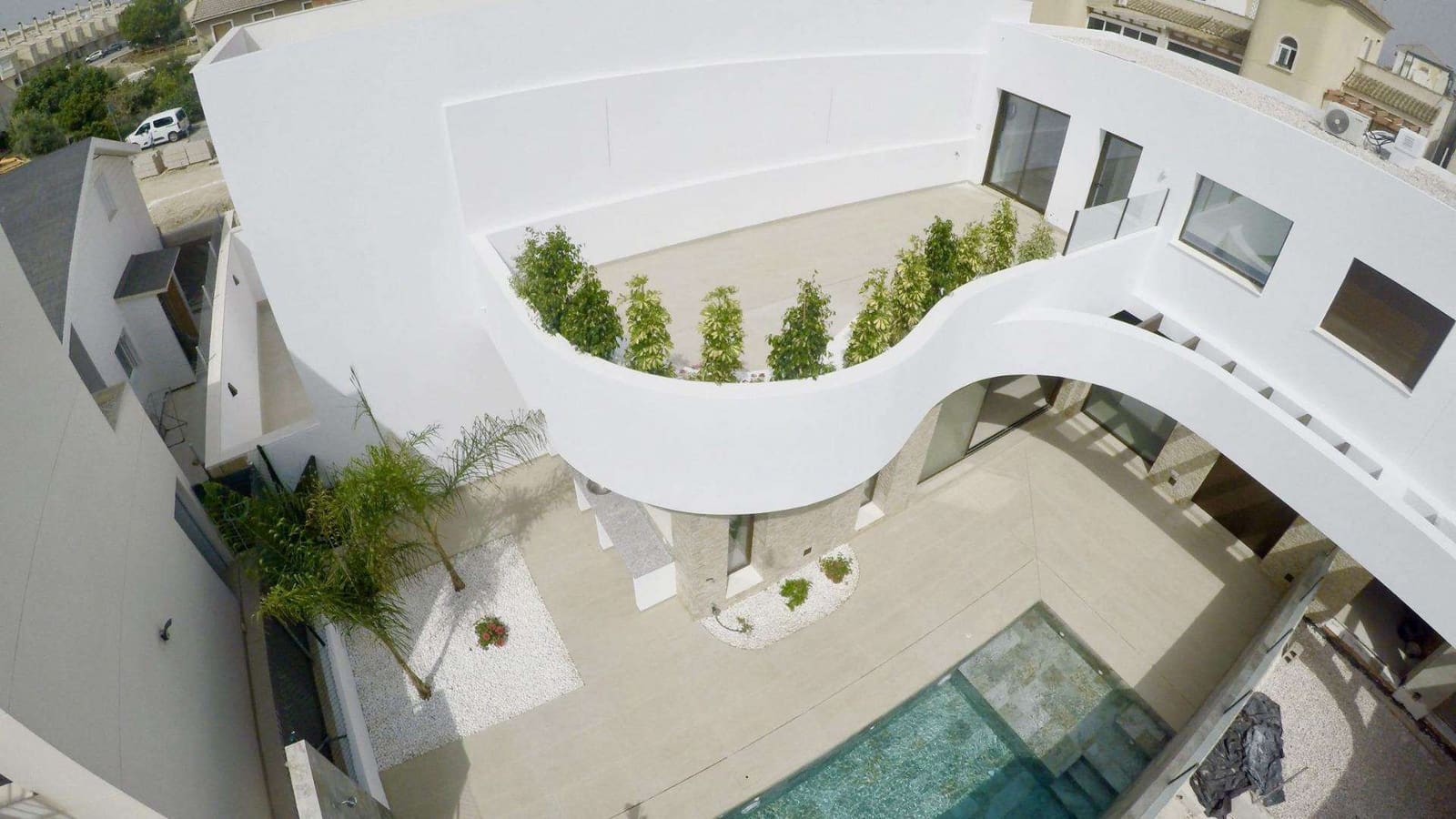 3 slaapkamer Halfvrijstaande villa te koop in Almoradi - € 399.000 (Ref: 9331919)