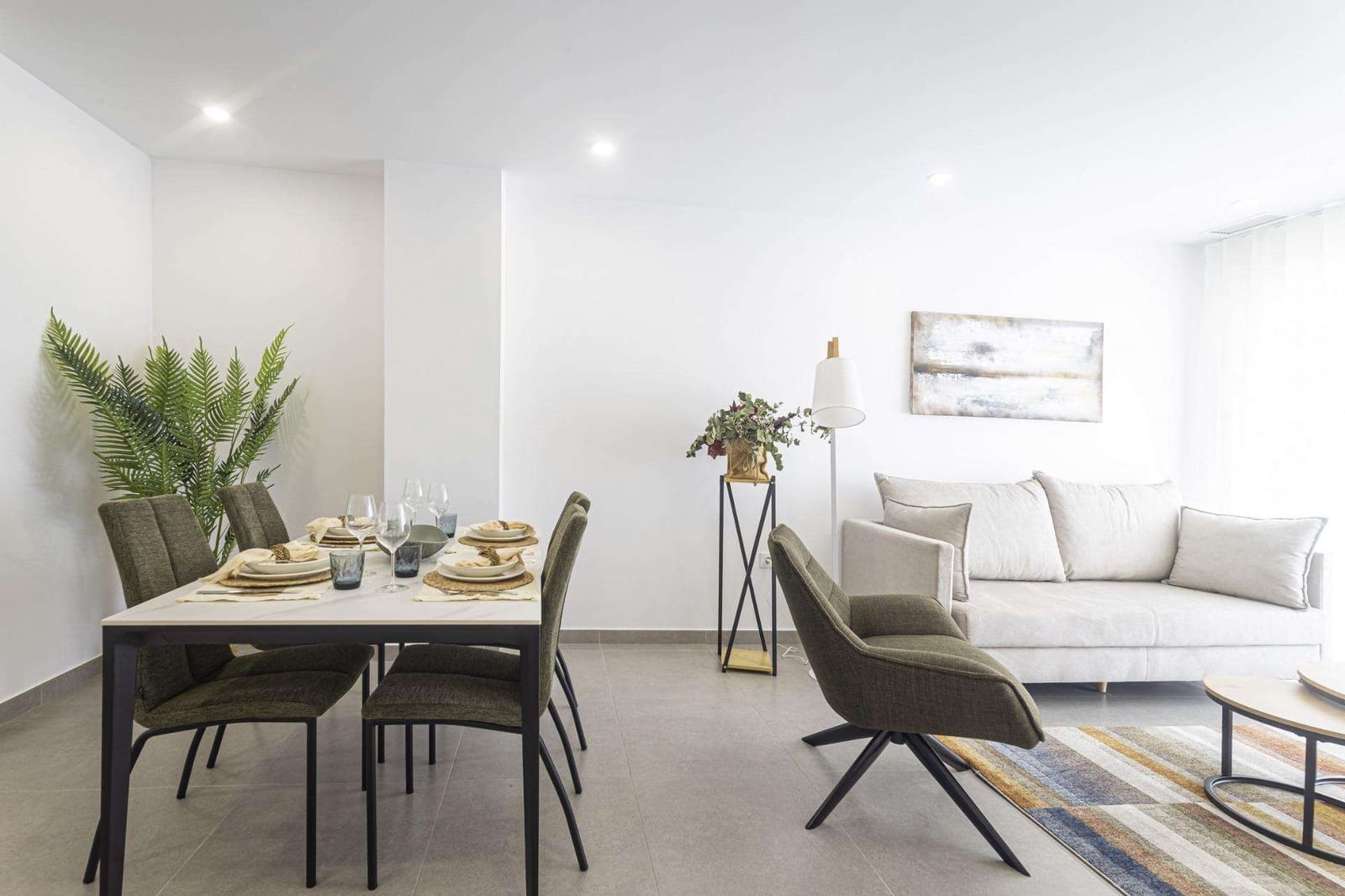 2 slaapkamer Appartement te koop in La Manga del Mar Menor met zwembad - € 213.259 (Ref: 9331974)