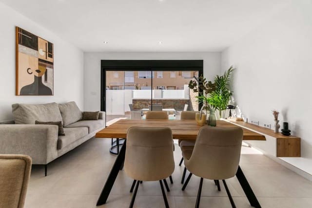 3 chambre Villa/Maison Semi-Mitoyenne à vendre à San Pedro del Pinatar ciudad, San Pedro del Pinatar avec piscine garage - 380 000 € (Ref: 9332071)