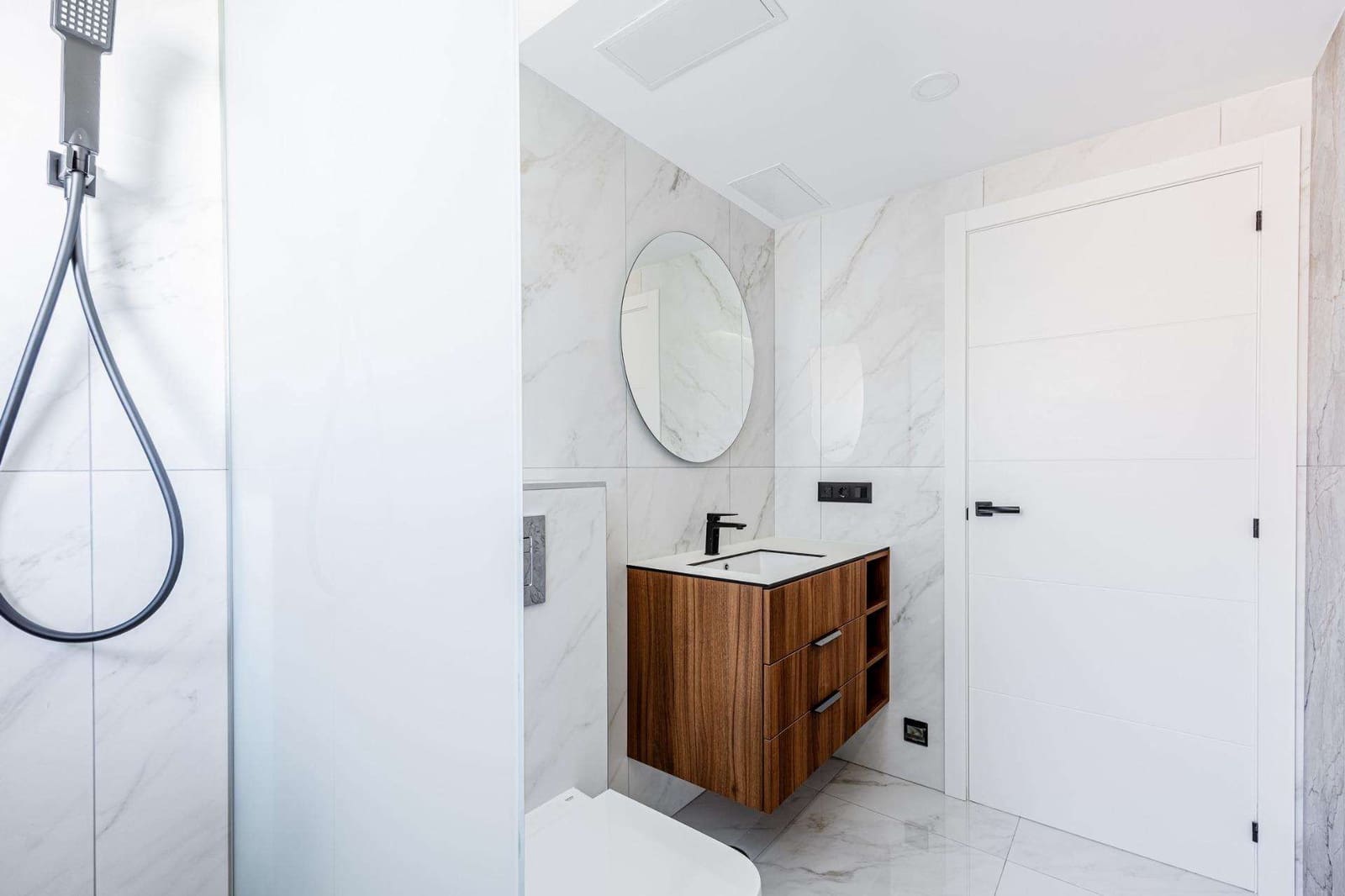 4 bedroom Villa for sale in Ciudad Quesada with pool - € 499,000 (Ref: 9332077)