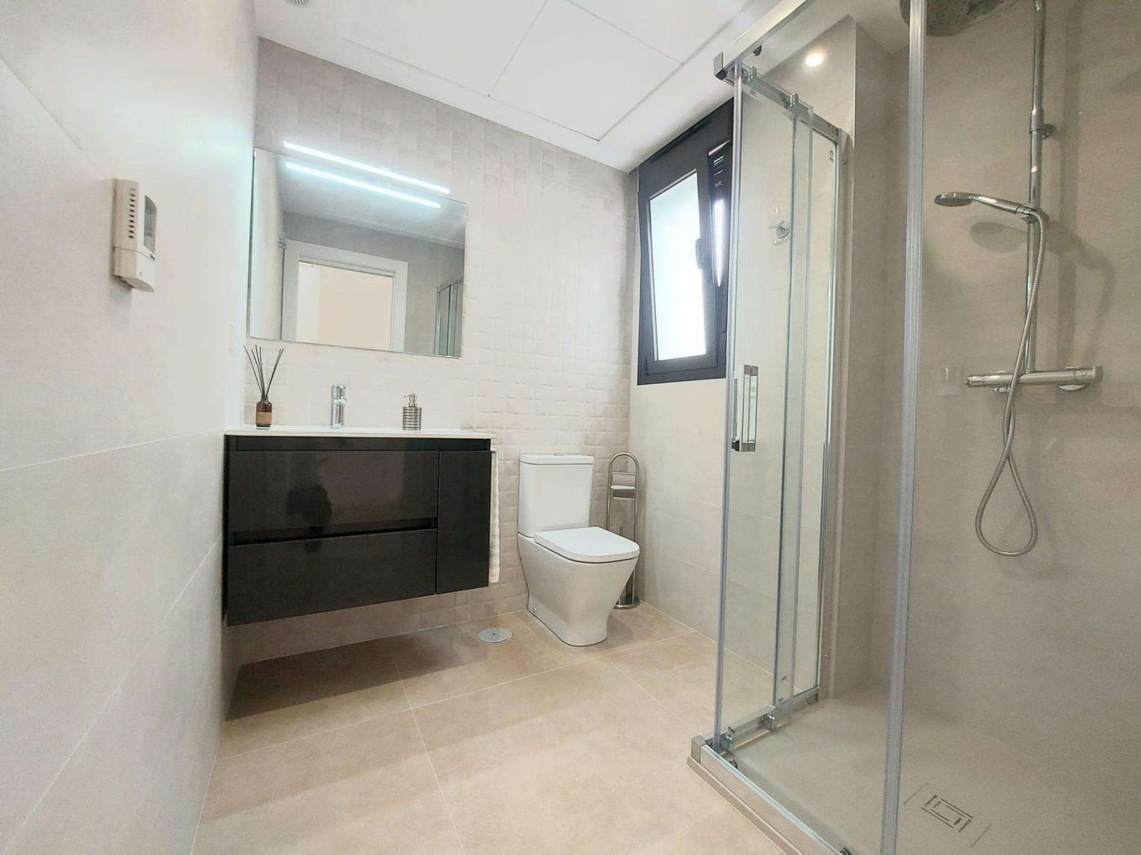 Chalet de 3 habitaciones en San Pedro del Pinatar en venta con piscina - 419.900 € (Ref: 9332079)