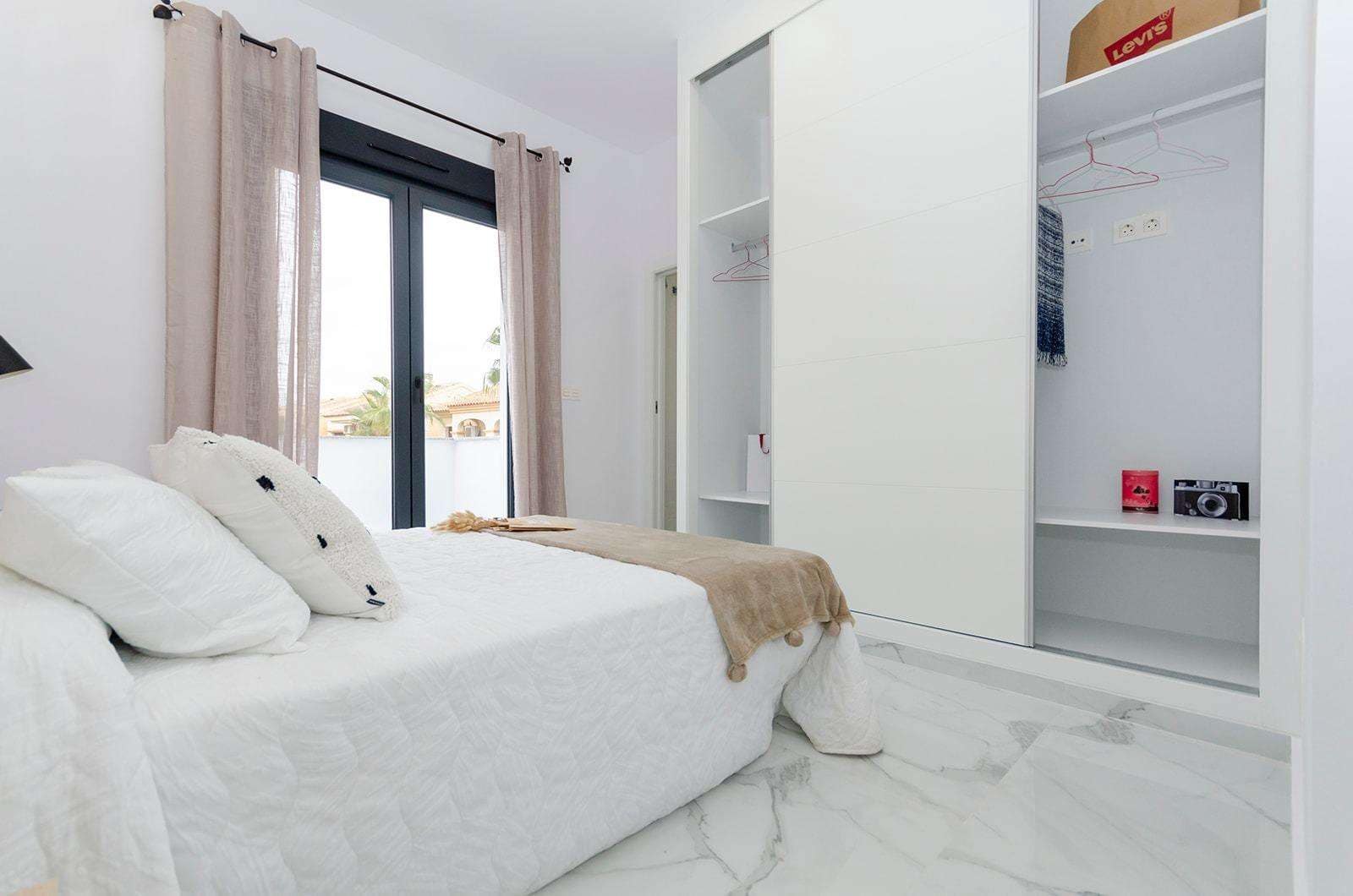 3 chambre Villa/Maison à vendre à Torrevieja avec piscine - 409 000 € (Ref: 9332132)