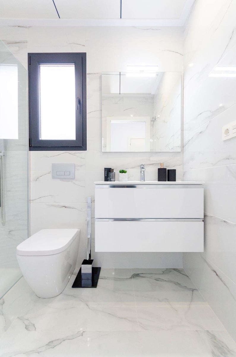 3 sypialnia Willa na sprzedaż w Torrevieja z basenem - 424 000 € (Ref: 9332132)