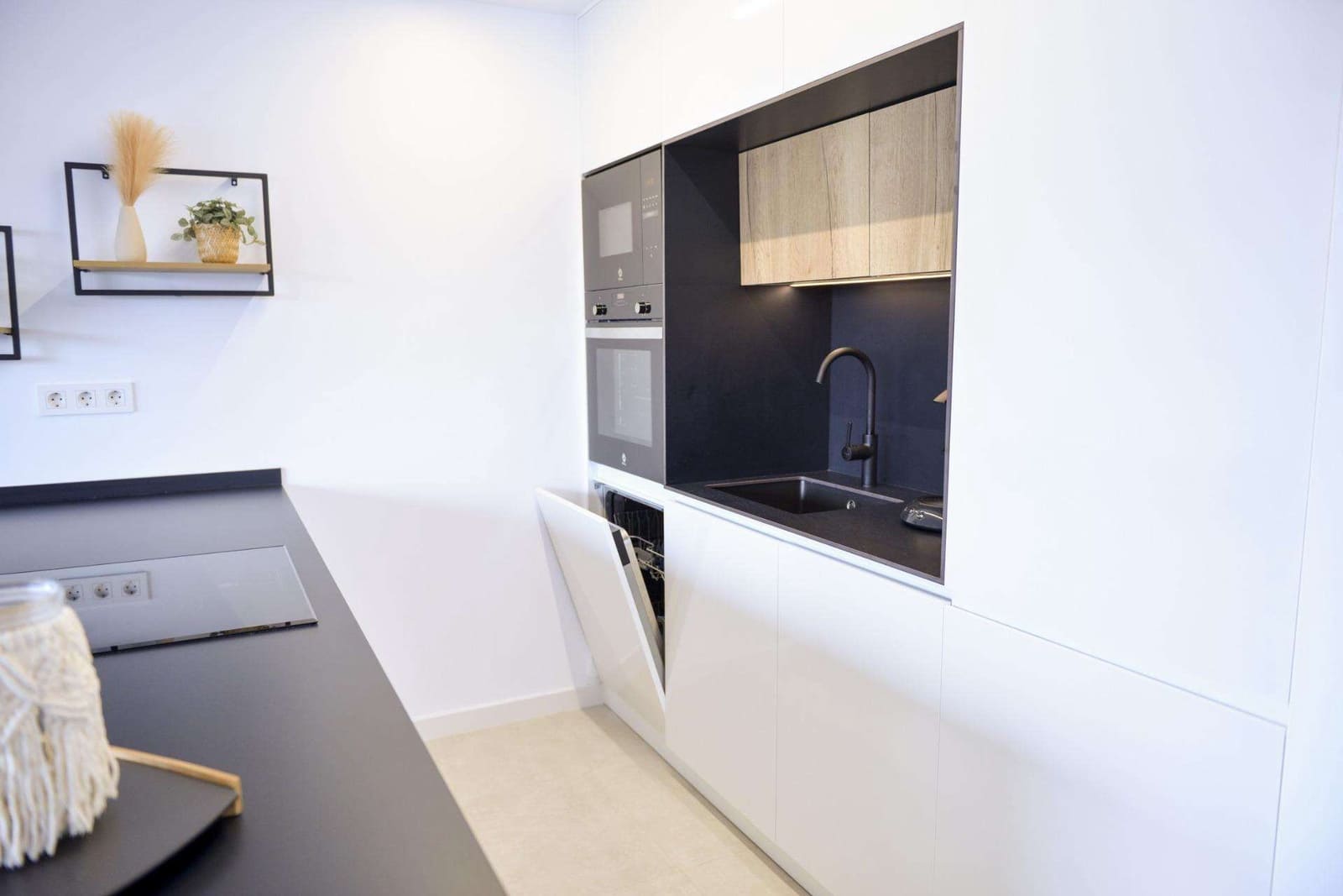 Pareado de 3 habitaciones en San Pedro del Pinatar en venta con piscina - 445.000 € (Ref: 9332136)