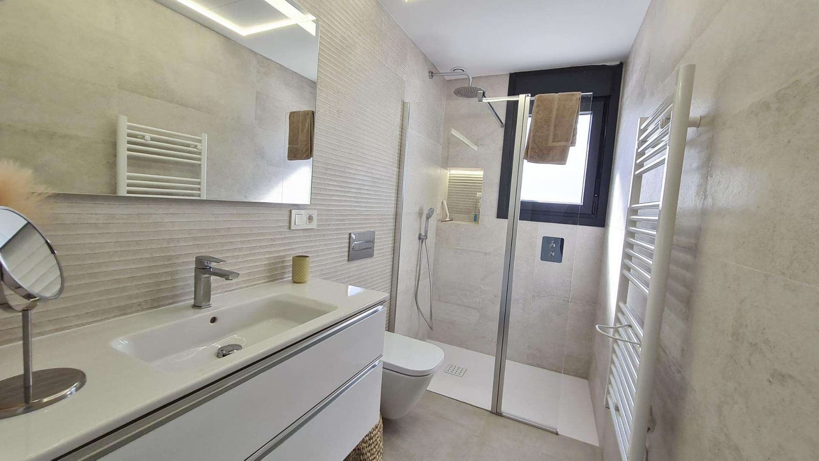 Pareado de 3 habitaciones en San Pedro del Pinatar en venta con piscina - 445.000 € (Ref: 9332136)