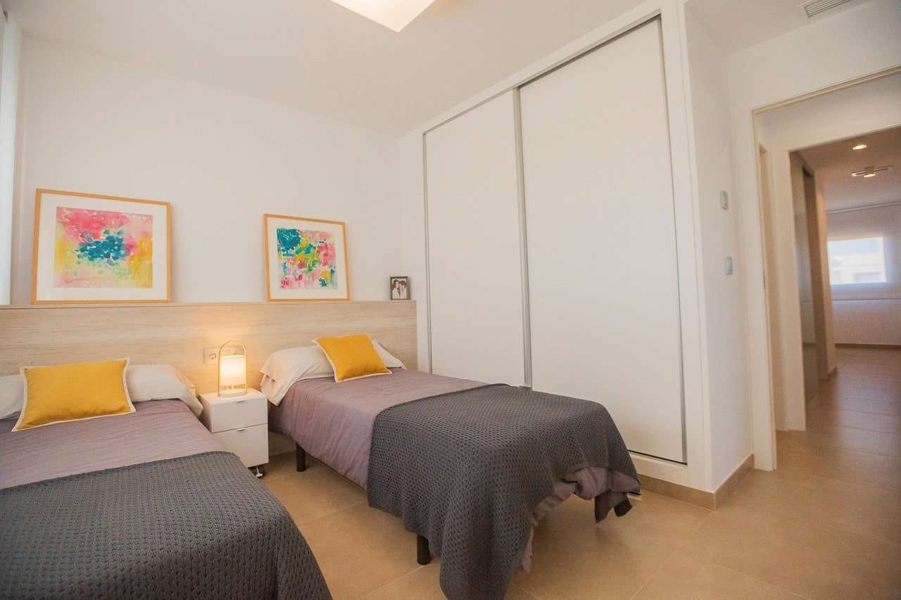 2 soveværelse Lejlighed til salg i Vistabella med swimmingpool garage - € 299.900 (Ref: 9332173)