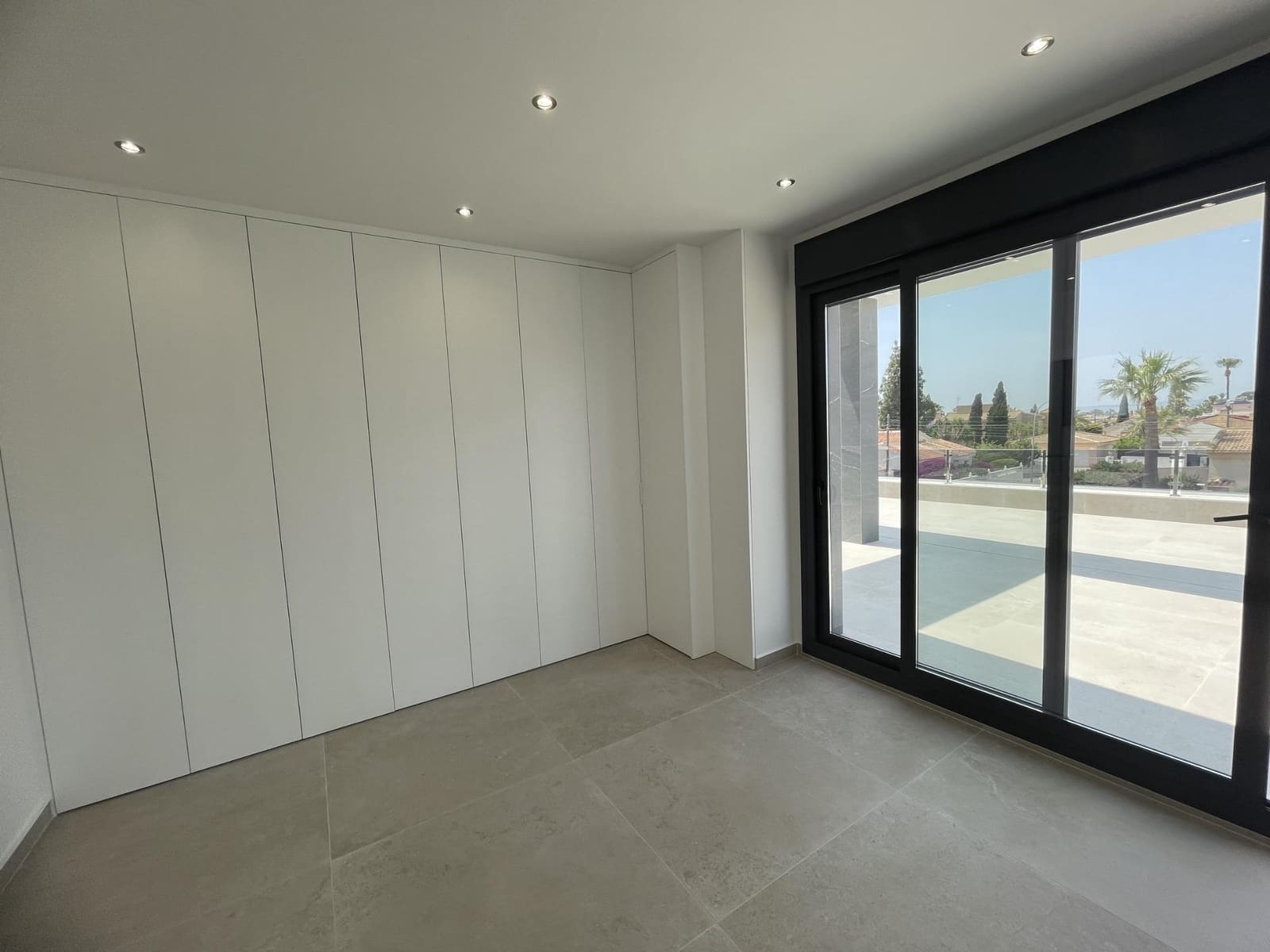 Chalet de 3 habitaciones en Ciudad Quesada en venta con piscina - 799.900 € (Ref: 9332191)