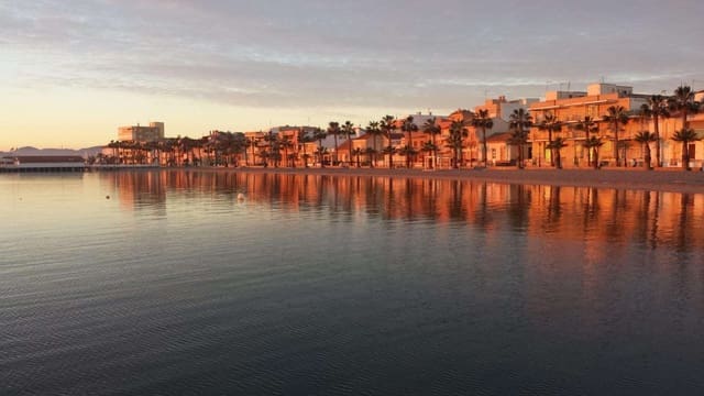 4 camera da letto Villetta Bifamiliare in vendita in Las Lomas de Rame - Bahía Bella, Los Alcázares con piscina - 390.000 € (Rif: 9332211)