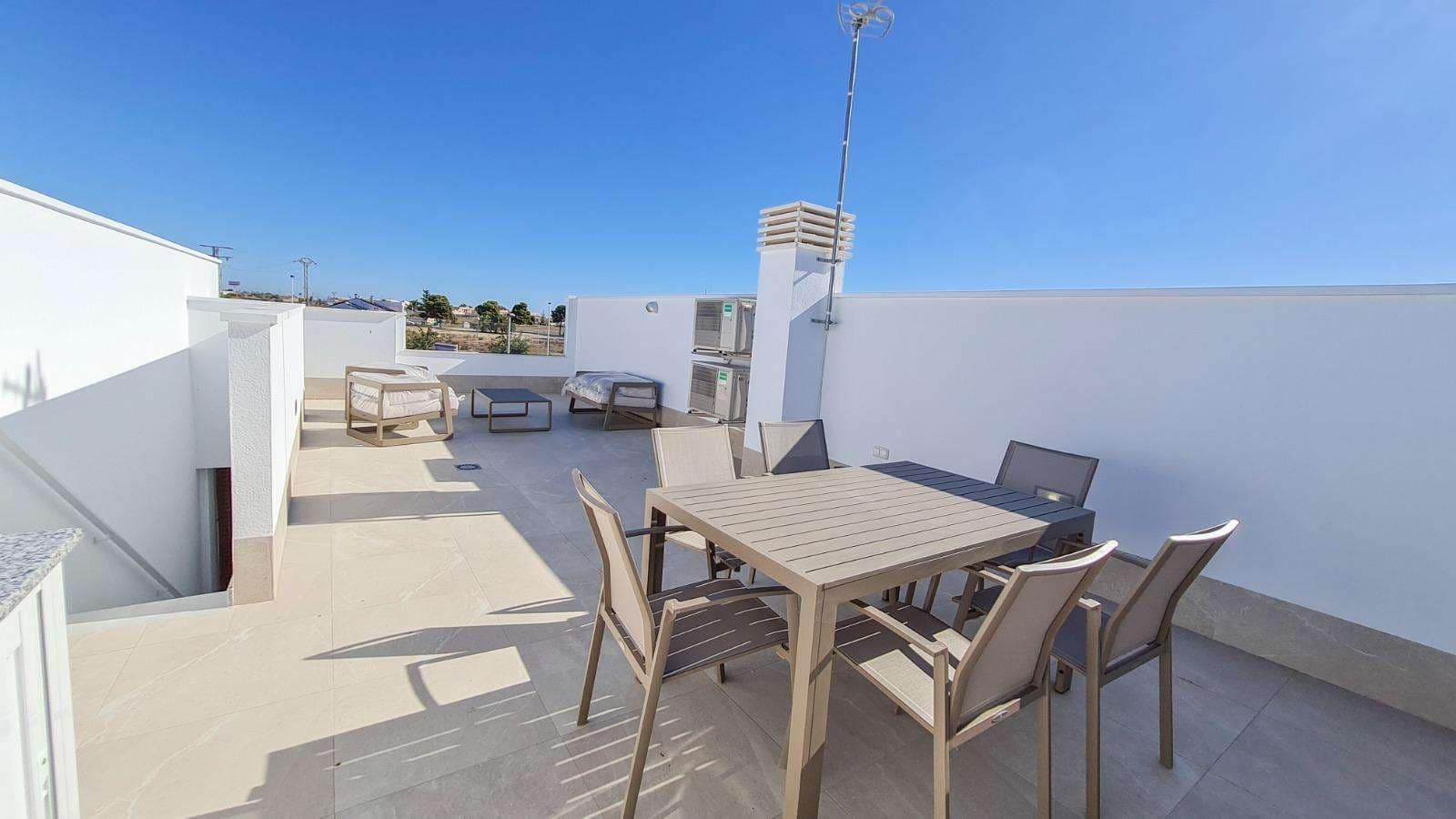 3 bedroom Villa for sale in San Pedro del Pinatar with pool - € 384,900 (Ref: 9332279)
