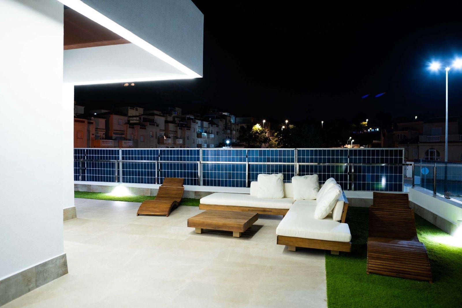 3 quarto Moradia para venda em La Marquesa com piscina - 598 000 € (Ref: 9332288)