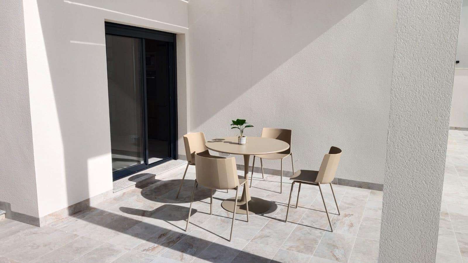 Chalet de 3 habitaciones en Pinar de Campoverde en venta con piscina - 422.500 € (Ref: 9332325)