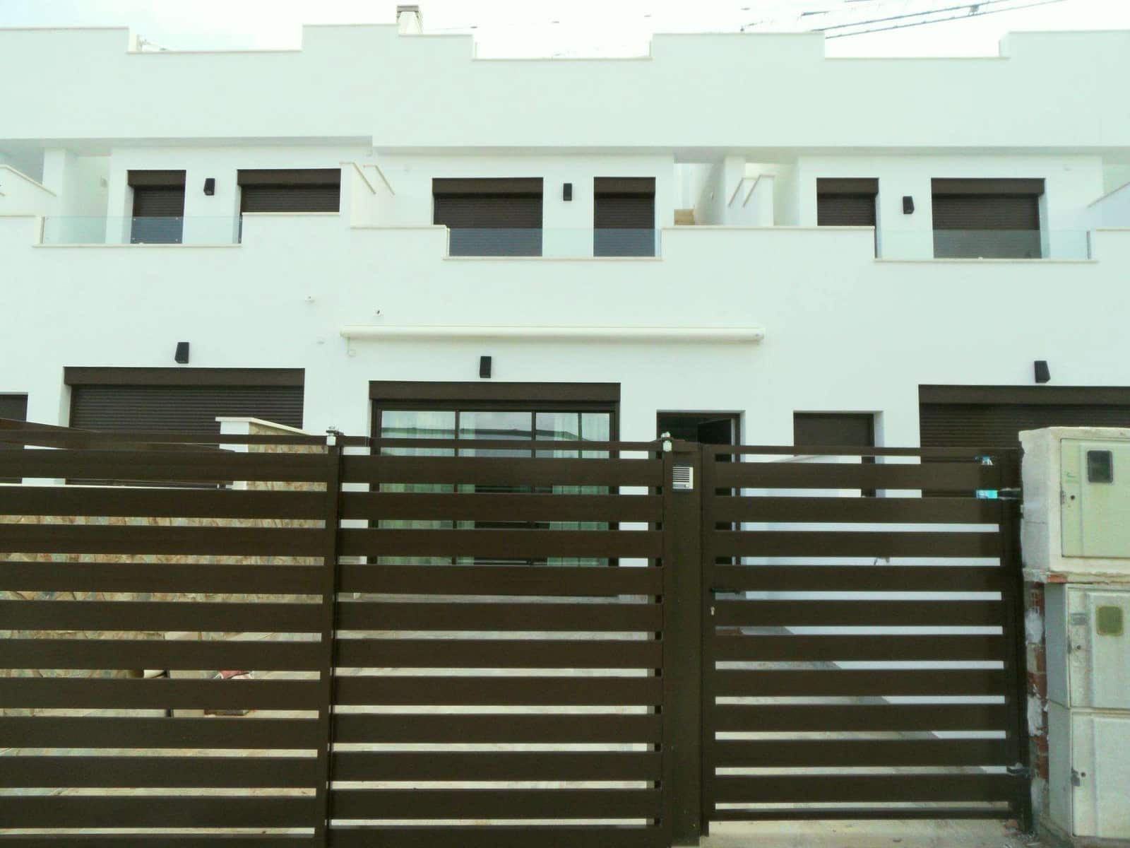 3 bedroom Townhouse for sale in Pilar de la Horadada with pool - € 354,900 (Ref: 9332332)