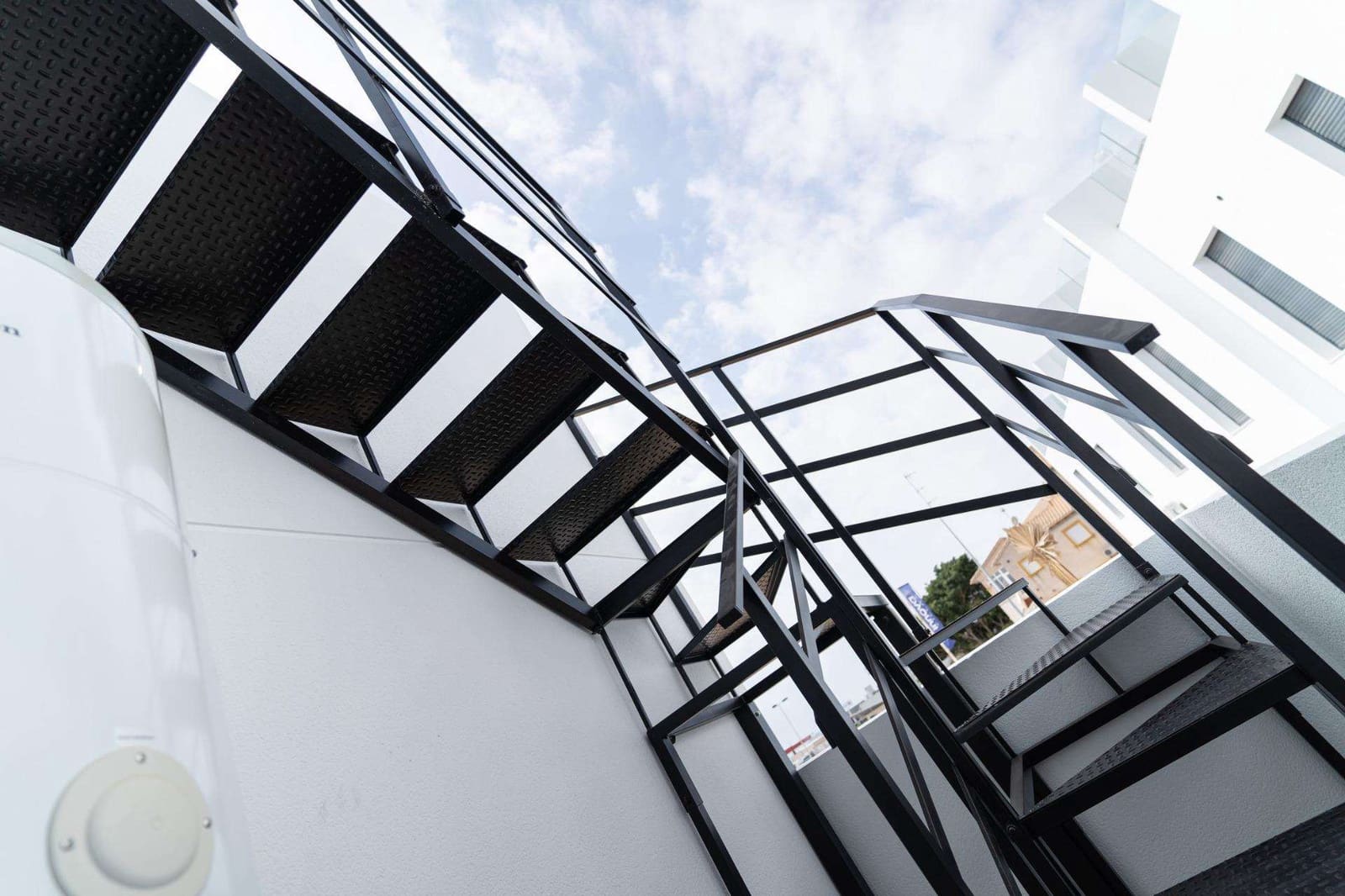 4 bedroom Villa for sale in Orihuela Costa with pool - € 699,900 (Ref: 9332357)