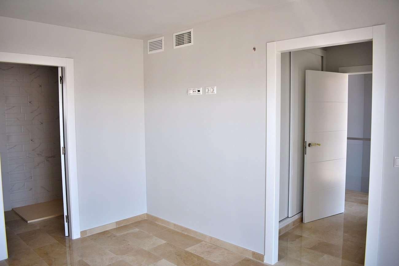 4 quarto Moradia para venda em Finestrat com piscina - 760 000 € (Ref: 9332420)