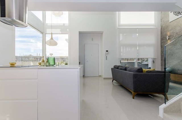 3 quarto Moradia para venda em Los Montesinos com piscina - 485 000 € (Ref: 9332426)