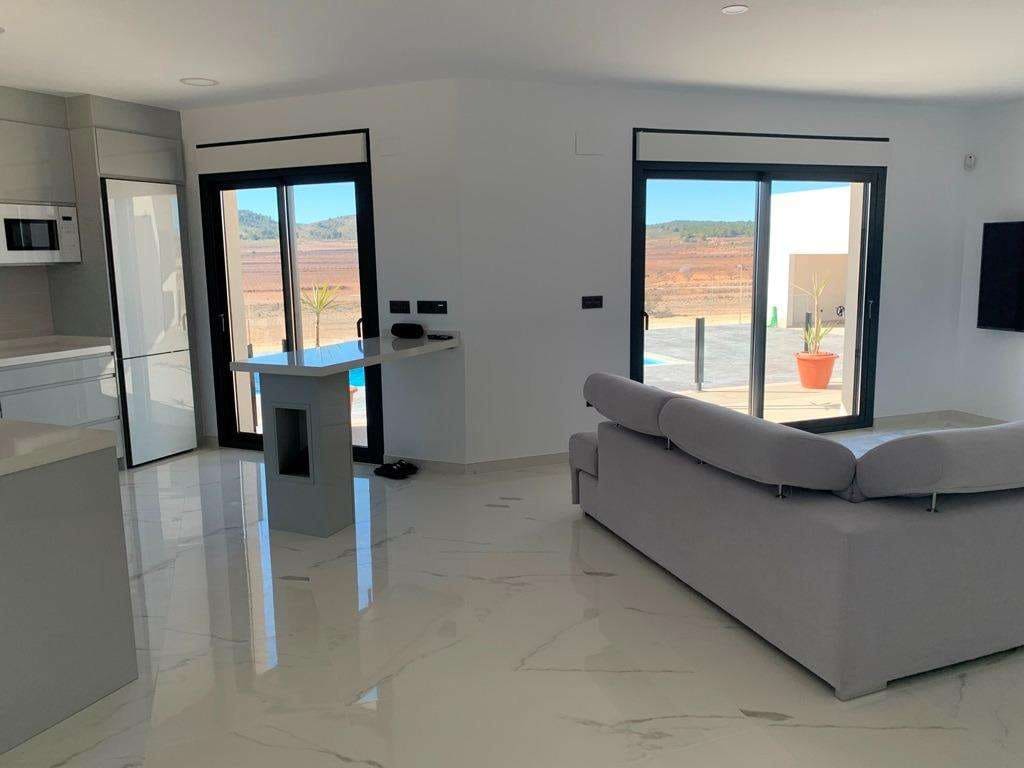 4 quarto Moradia para venda em Pinoso com piscina - 518 000 € (Ref: 9332503)