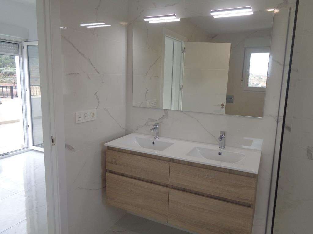 4 bedroom Villa for sale in Pinoso with pool - € 423,000 (Ref: 9332509)