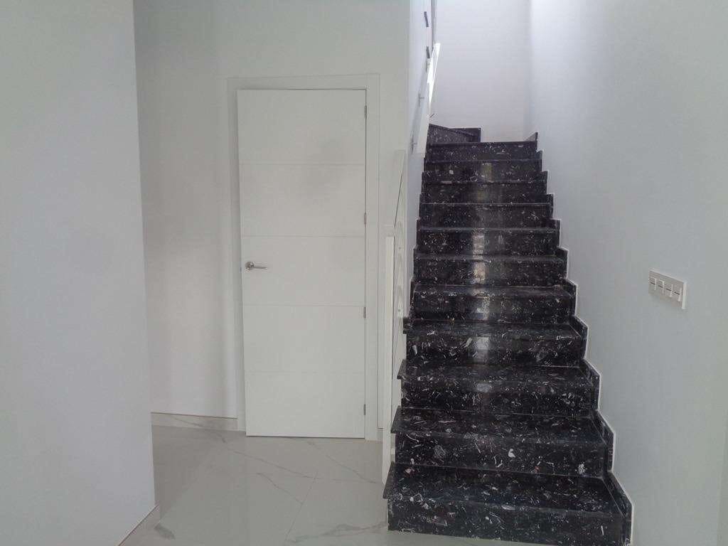 4 bedroom Villa for sale in Pinoso with pool - € 423,000 (Ref: 9332509)