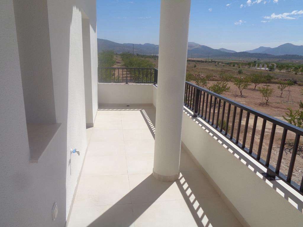 4 bedroom Villa for sale in Pinoso with pool - € 397,000 (Ref: 9332510)