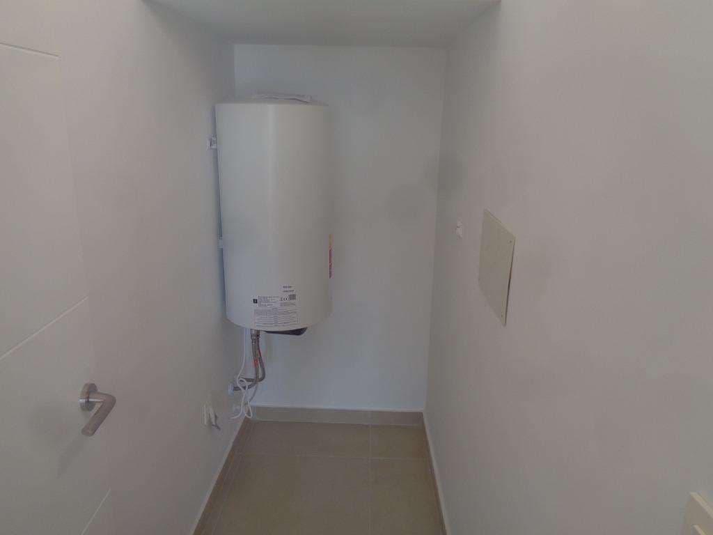 Chalet de 4 habitaciones en Pinoso en venta con piscina - 397.000 € (Ref: 9332510)