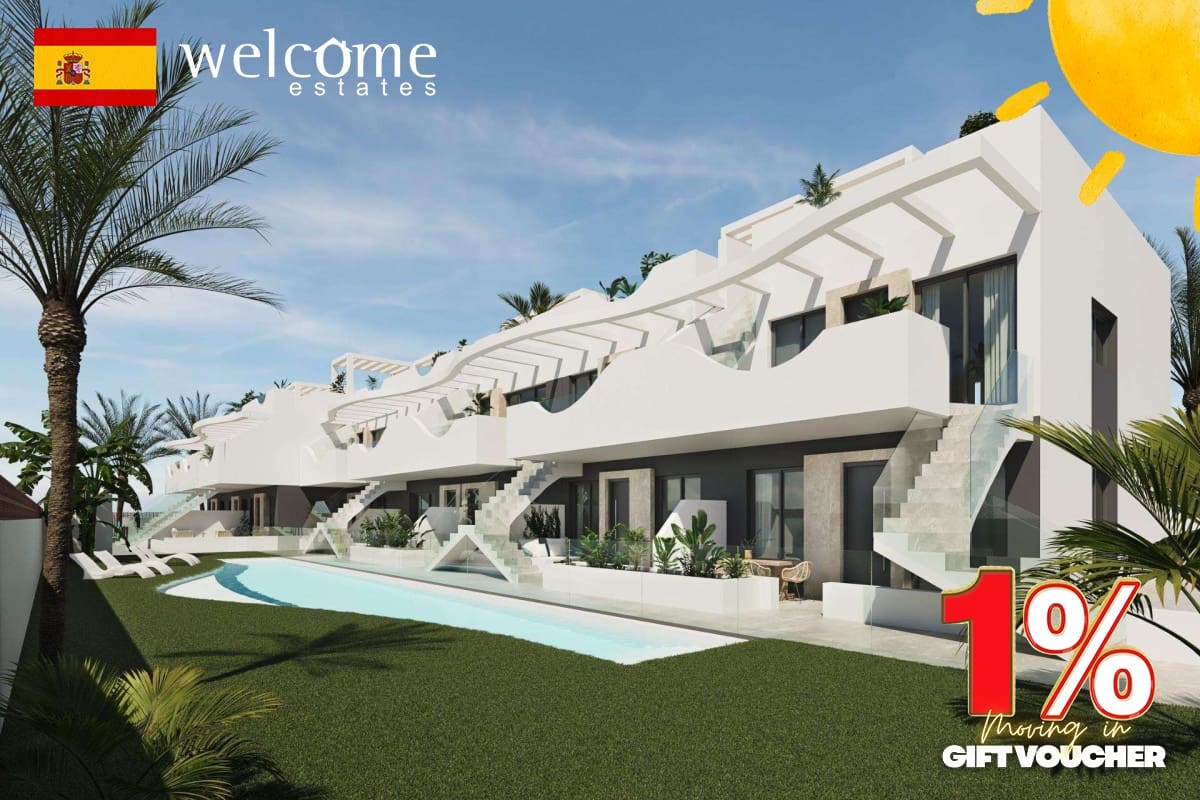 2 bedroom Bungalow for sale in Pilar de la Horadada with pool - € 255,000 (Ref: 9332521)